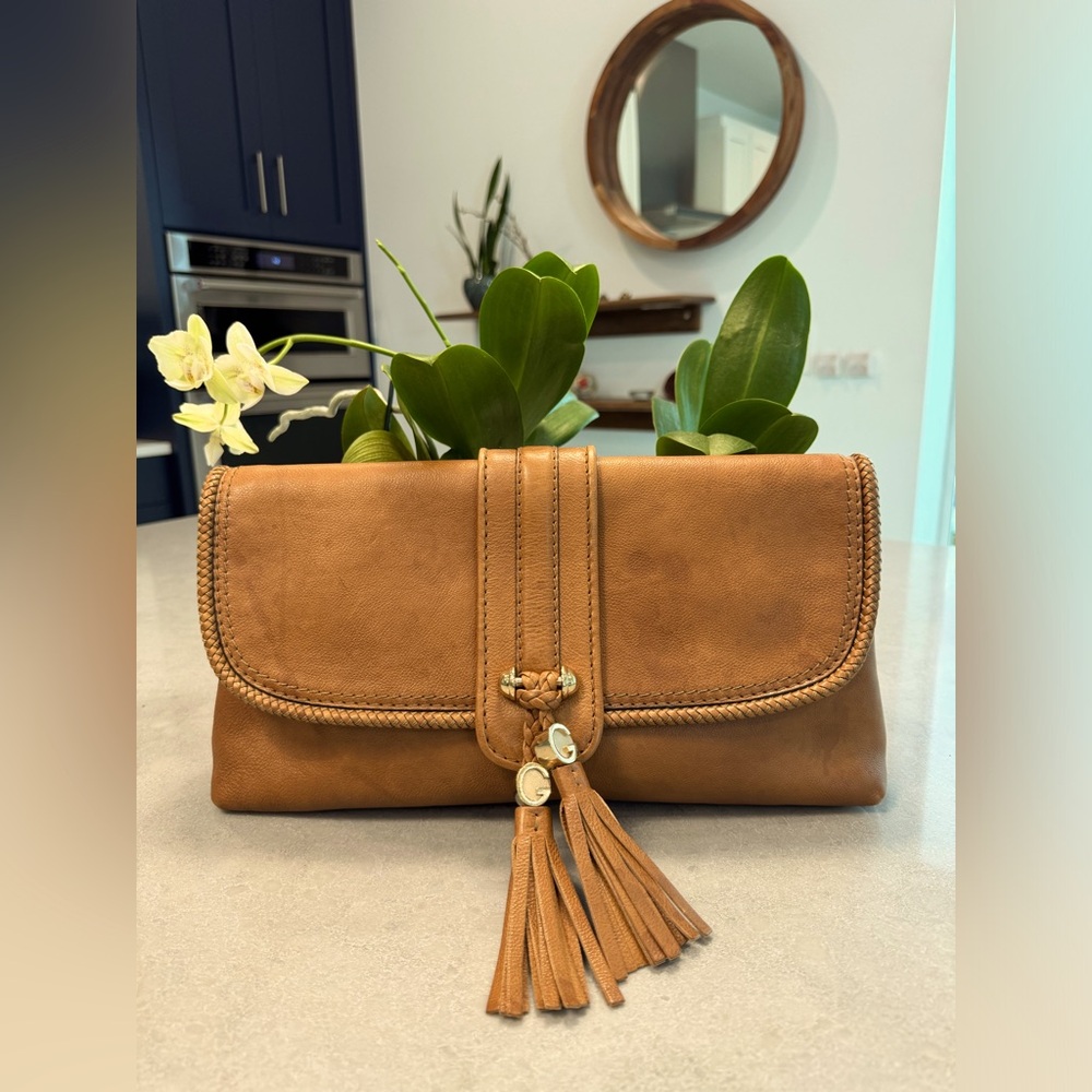 GUCCI Marrakech Tan Camel Tasseled Large Clutch Gold Hardware Retail $1,100